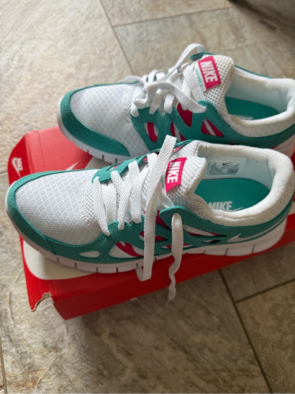 Nike Men’s White Teal & Pink Sneakers